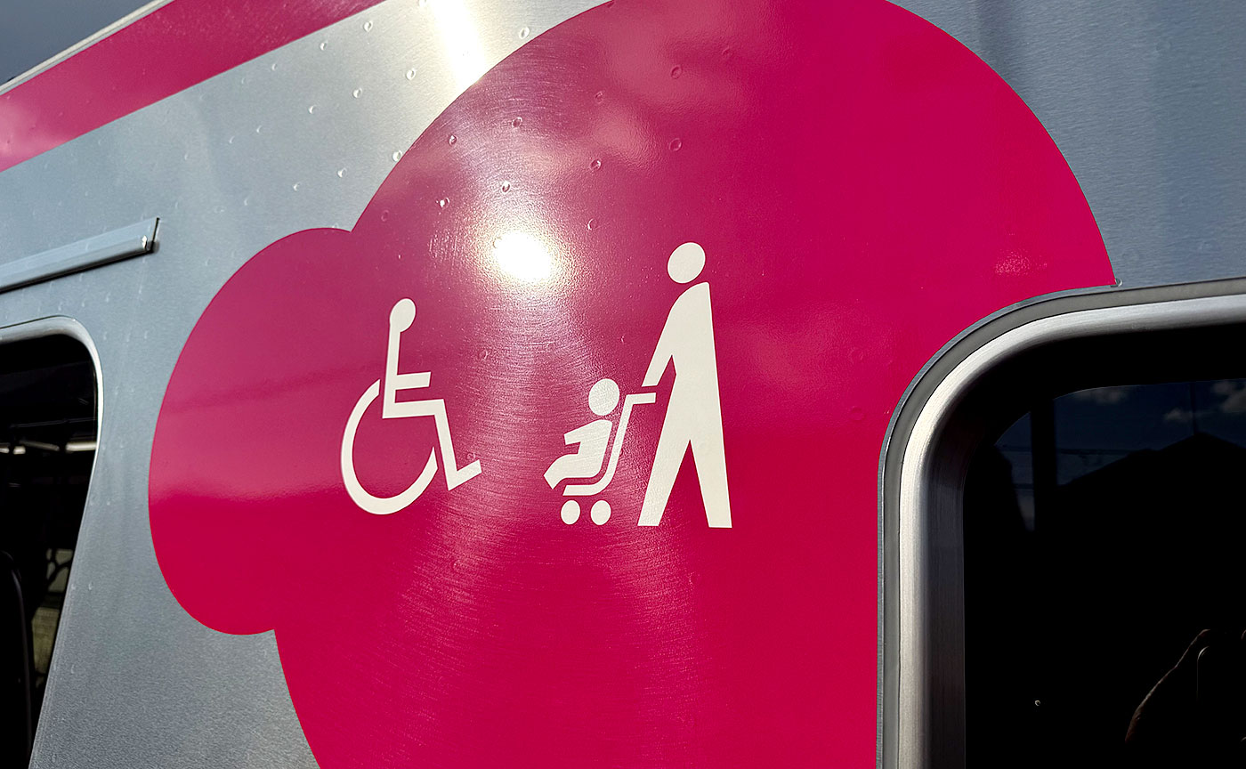 京王電鉄2000系「お客さま向けお披露目会」